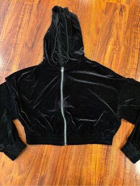 Divided Black Velvet Cropped Hoodie Jacket